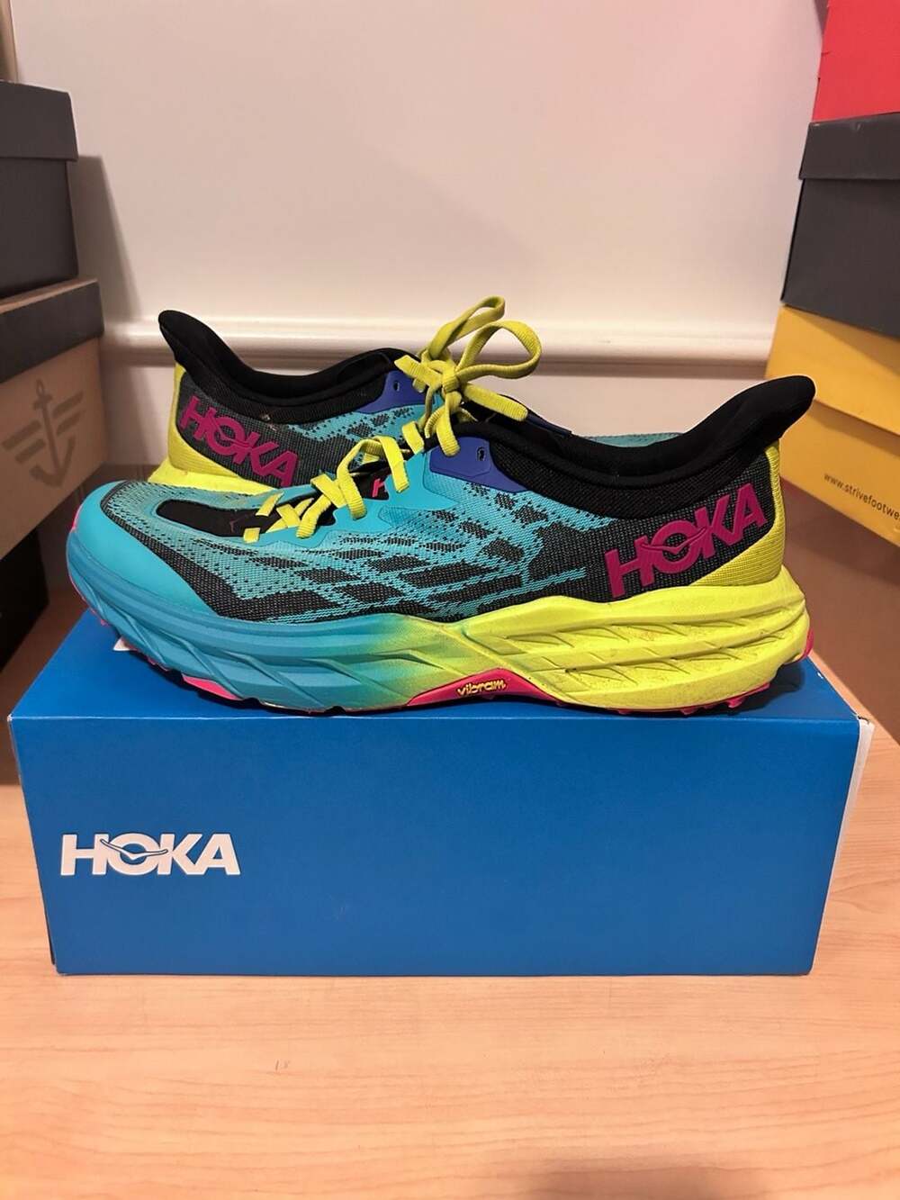 Hoka Speedgoat 5 Men's Running Shoes Size 11.5D